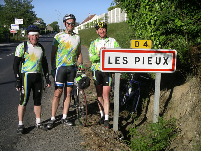 Z98 Les Pieux, Chez Bilou et au pieu